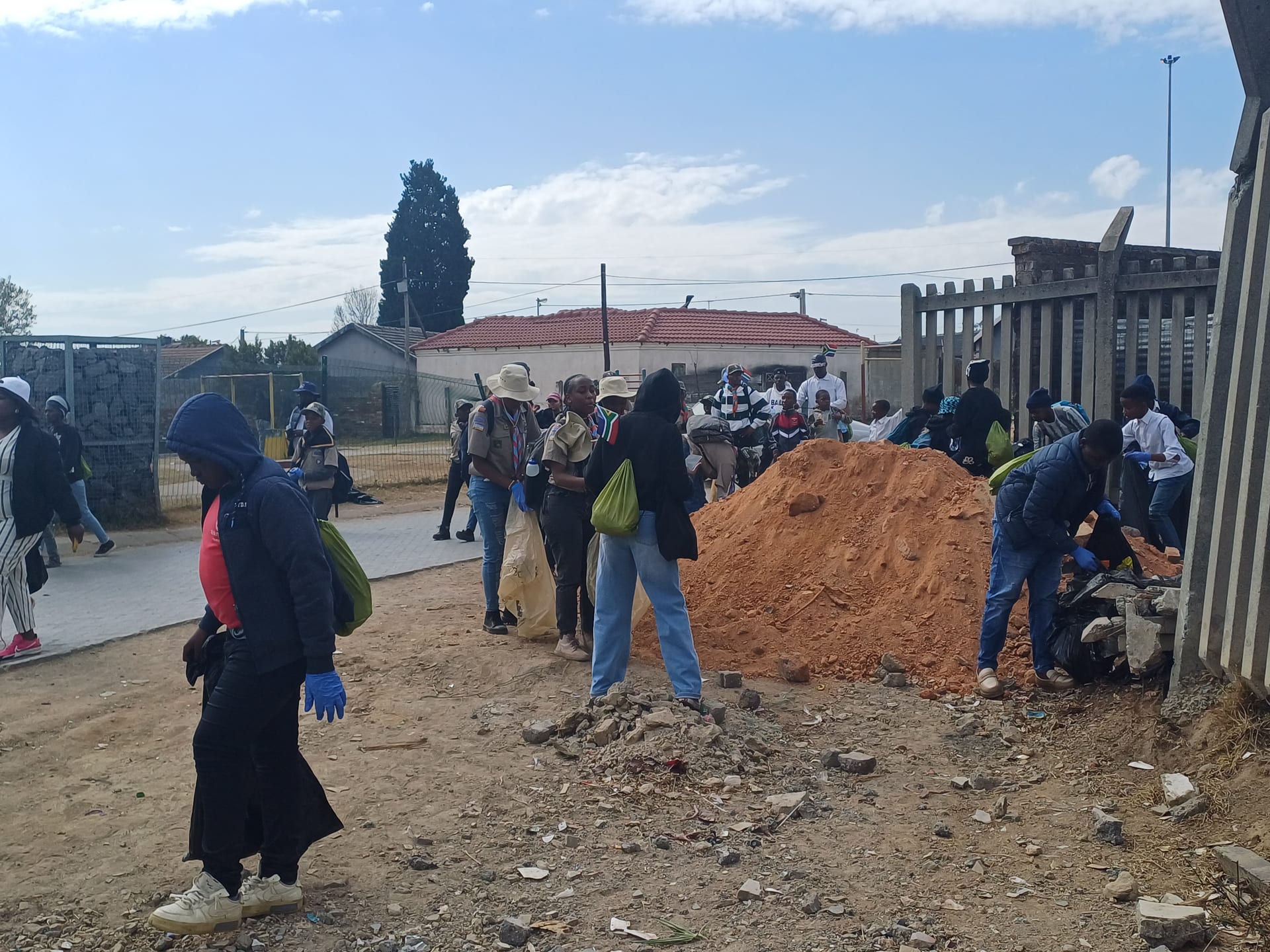Alexander Jukskei River Clean-Up & Eco-Justice photo 2